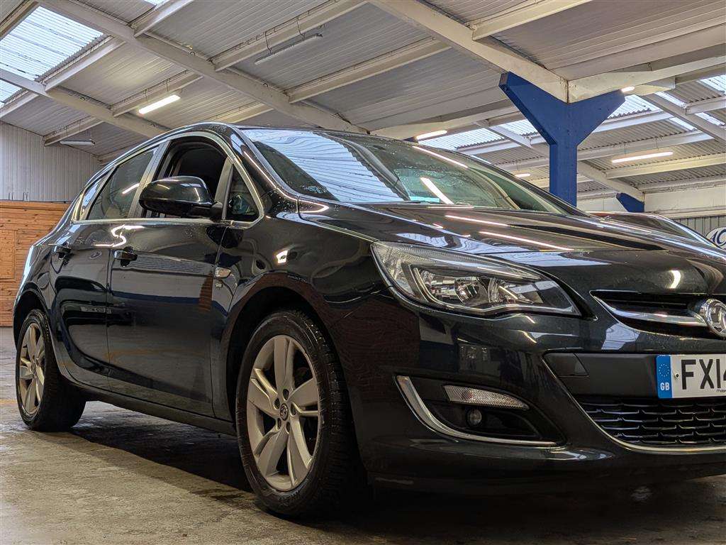 <p>2014 VAUXHALL ASTRA SRI</p>