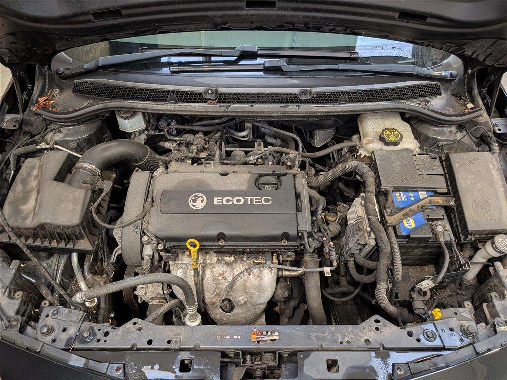<p>2014 VAUXHALL ASTRA SRI</p>
