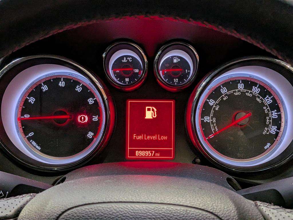 <p>2014 VAUXHALL ASTRA SRI</p>
