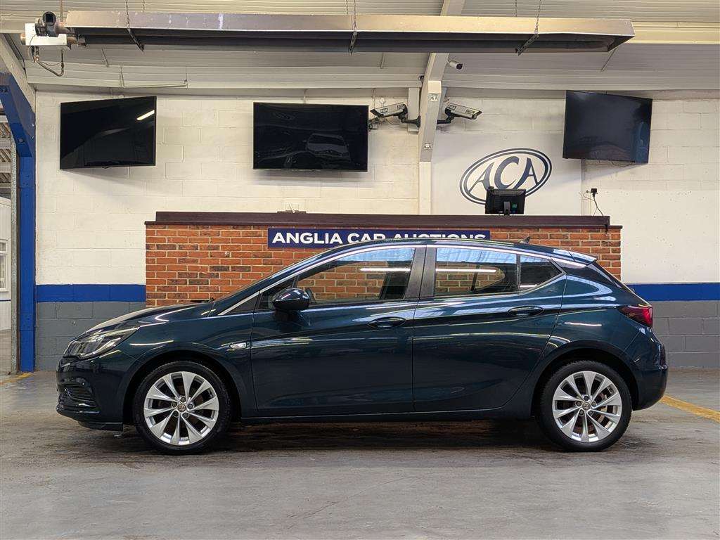 <p>2017 VAUXHALL ASTRA TECH LINE</p>