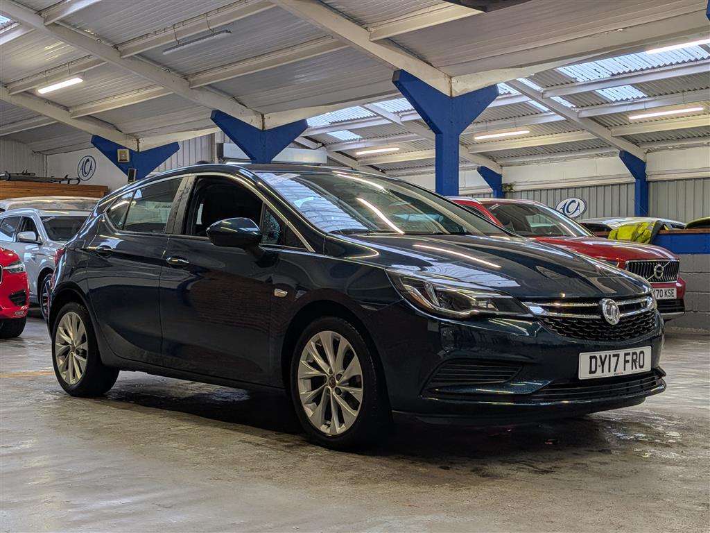 <p>2017 VAUXHALL ASTRA TECH LINE</p>