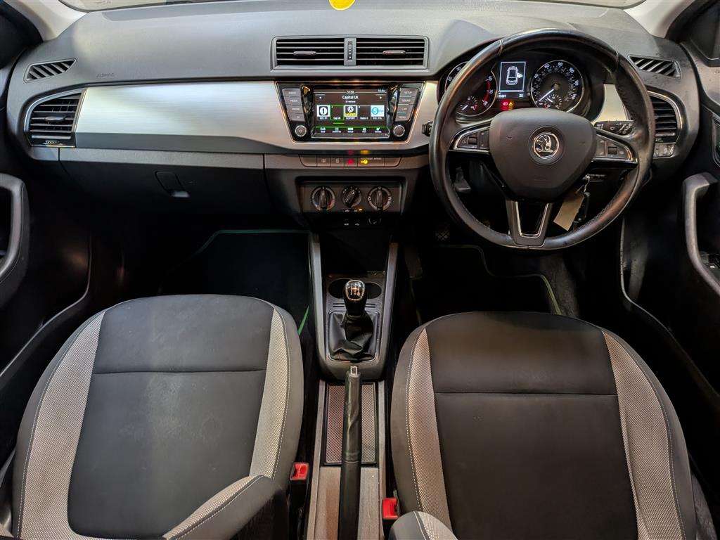 <p>2017 SKODA FABIA SE MPI</p>