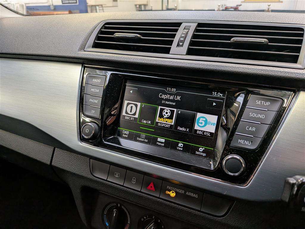 <p>2017 SKODA FABIA SE MPI</p>