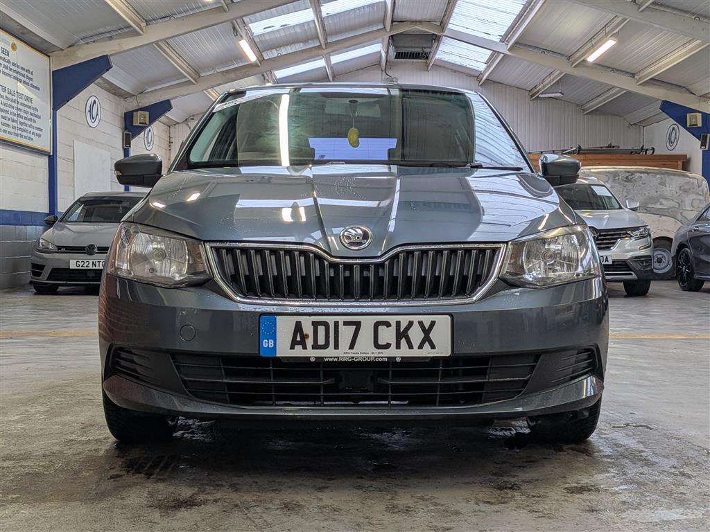 <p>2017 SKODA FABIA SE MPI</p>