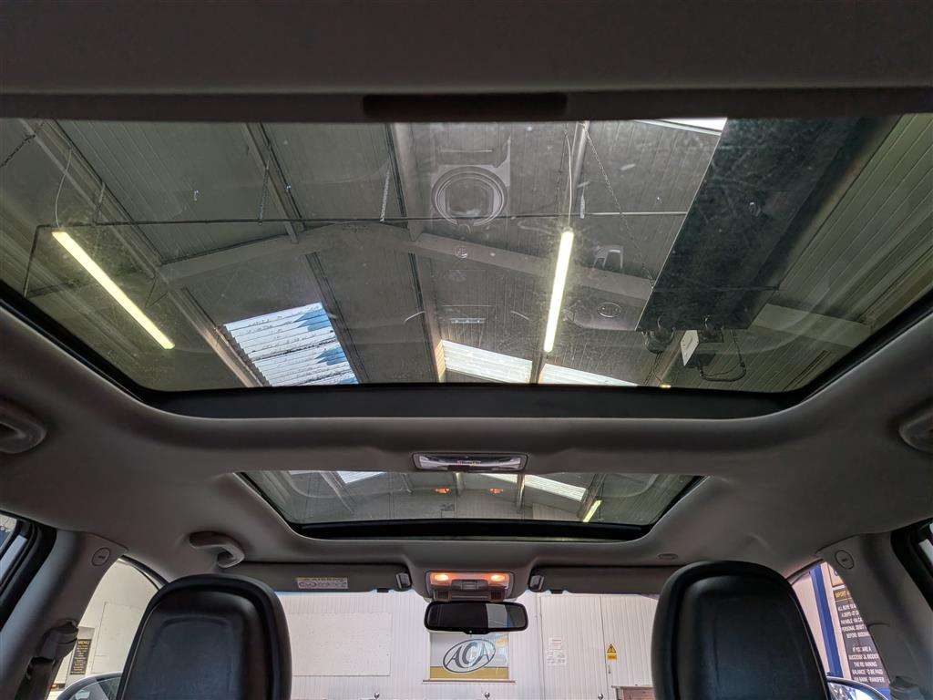 <p>2014 KIA SPORTAGE KX-3 CRDI</p>