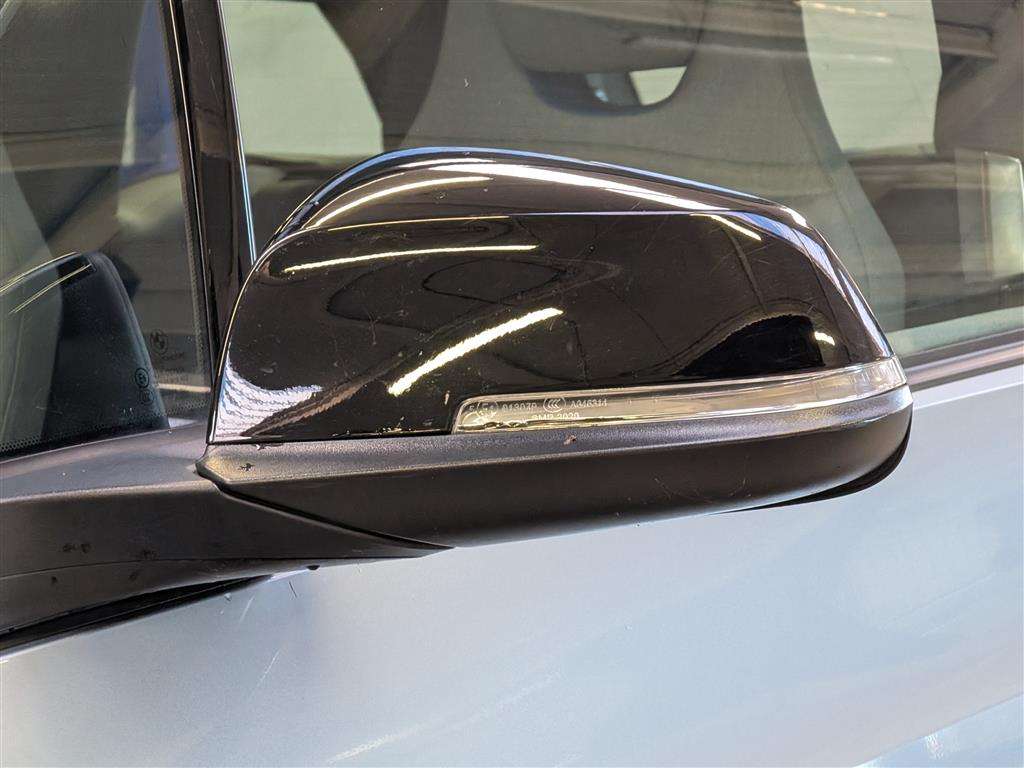 <p>2017 BMW I3</p>