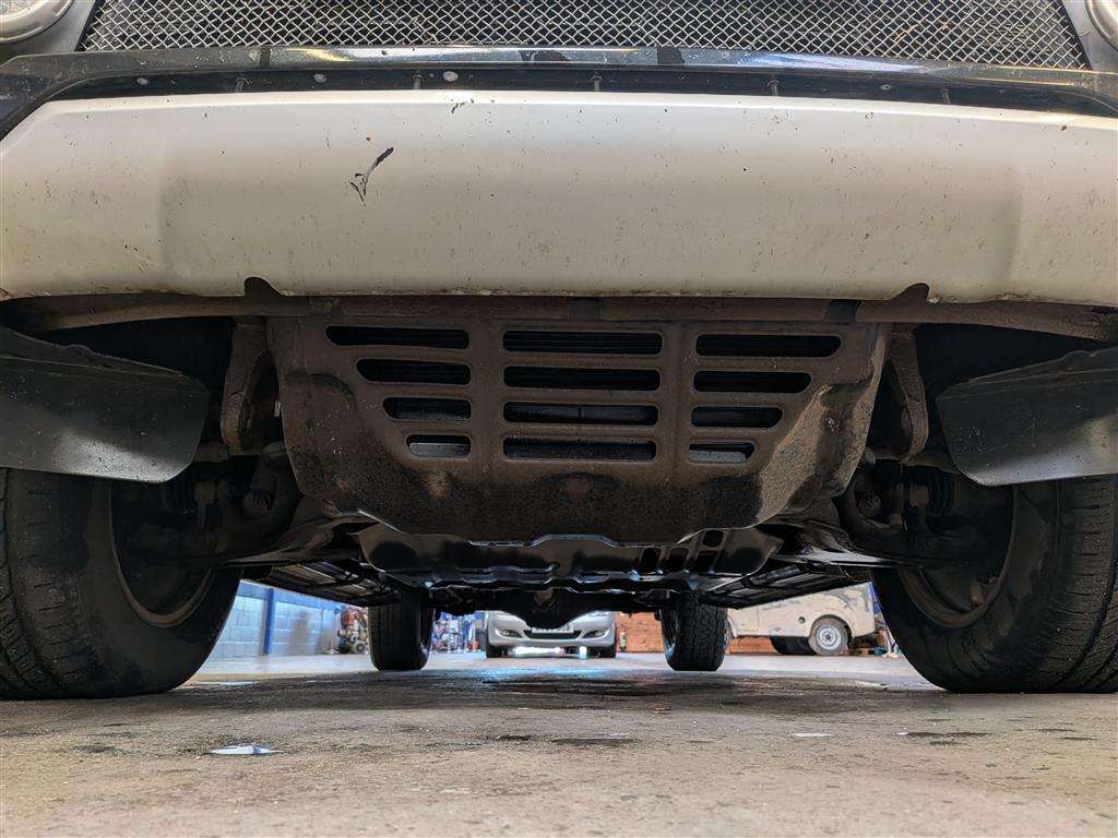 <p>2015 MITSUBISHI L200 BARBARIAN DCB DI-D</p>