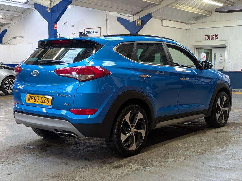 <p>2018 HYUNDAI TUCSON PREMIUM SE CRDI AU</p>