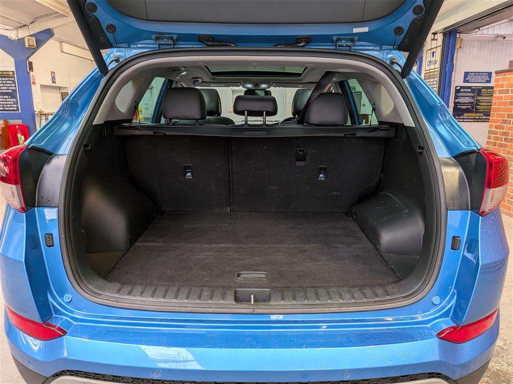<p>2018 HYUNDAI TUCSON PREMIUM SE CRDI AU</p>
