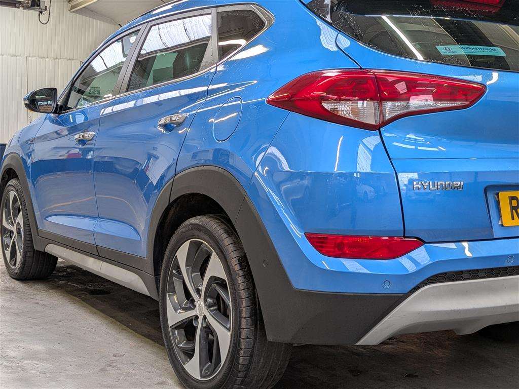 <p>2018 HYUNDAI TUCSON PREMIUM SE CRDI AU</p>