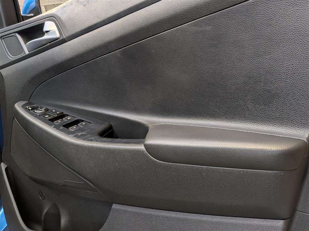 <p>2018 HYUNDAI TUCSON PREMIUM SE CRDI AU</p>