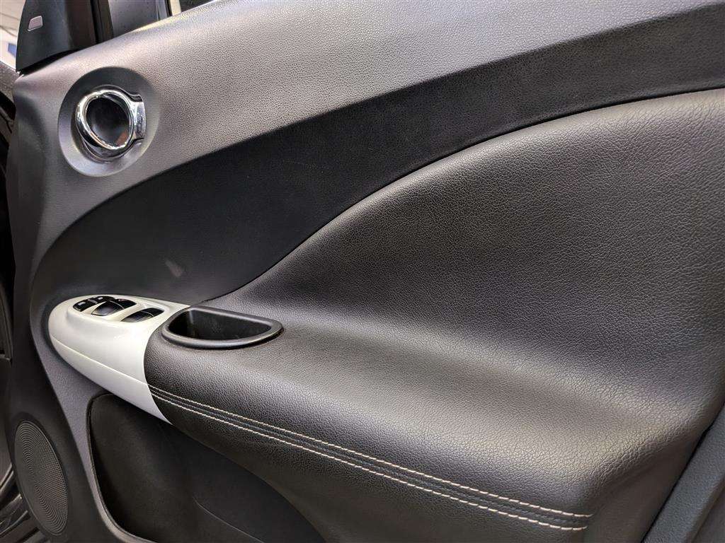 <p>2015 NISSAN JUKE TEKNA DCI</p>