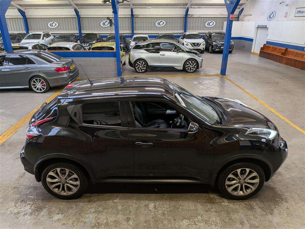 <p>2015 NISSAN JUKE TEKNA DCI</p>