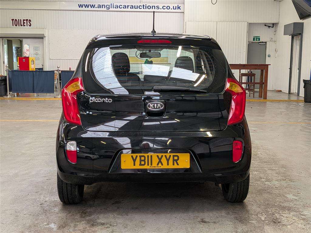 <p>2011 KIA PICANTO 1</p>