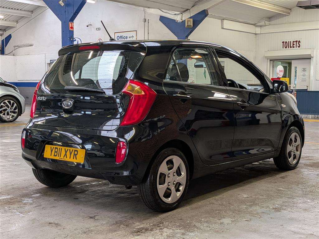 <p>2011 KIA PICANTO 1</p>