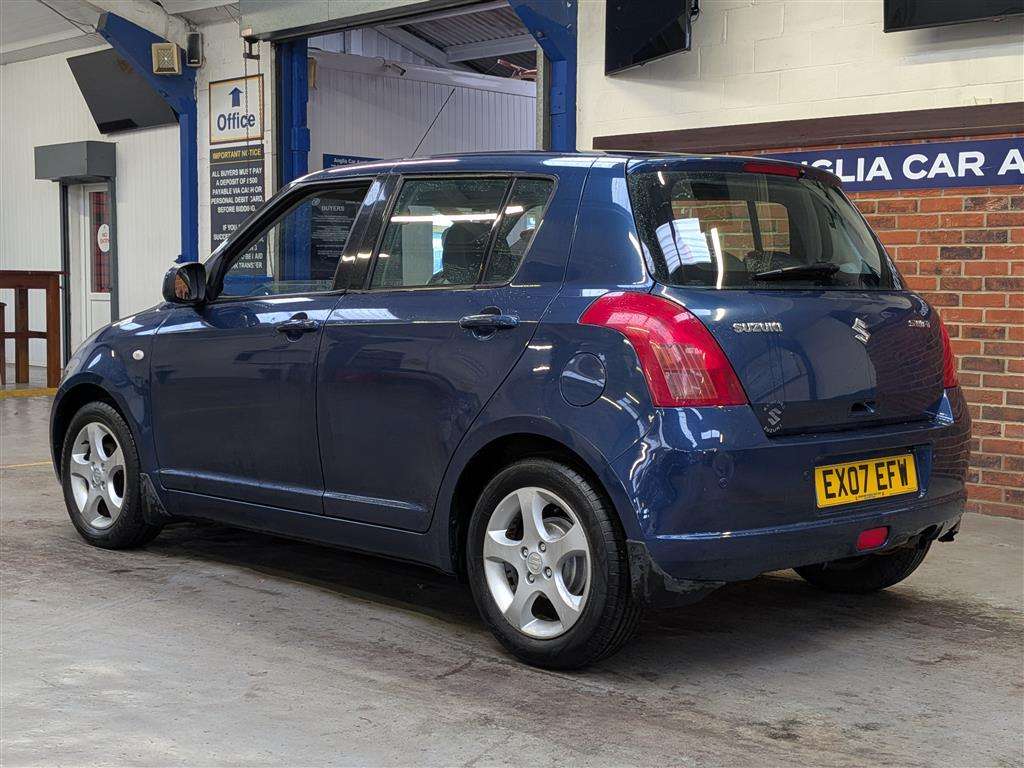 <p>2007 SUZUKI SWIFT VVTS GLX AUTO</p>