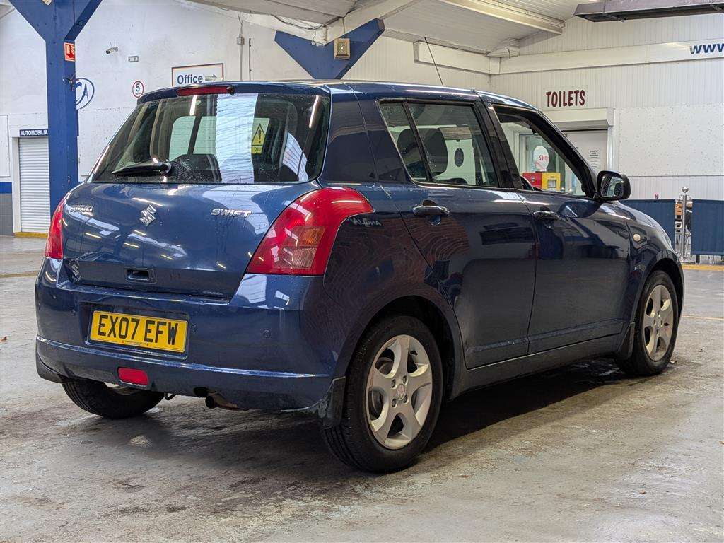 <p>2007 SUZUKI SWIFT VVTS GLX AUTO</p>
