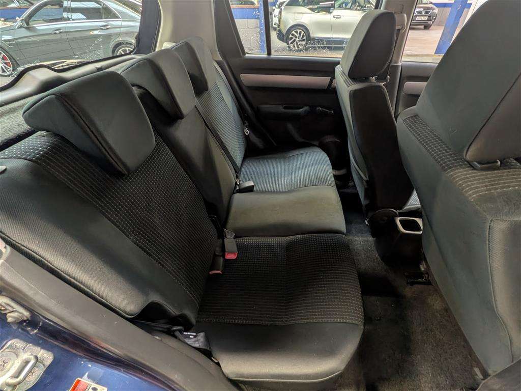 <p>2007 SUZUKI SWIFT VVTS GLX AUTO</p>