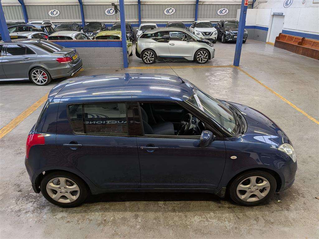 <p>2007 SUZUKI SWIFT VVTS GLX AUTO</p>