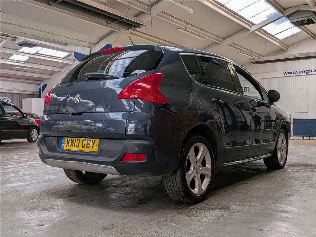 <p>2013 PEUGEOT 3008 ALLURE HDI</p>