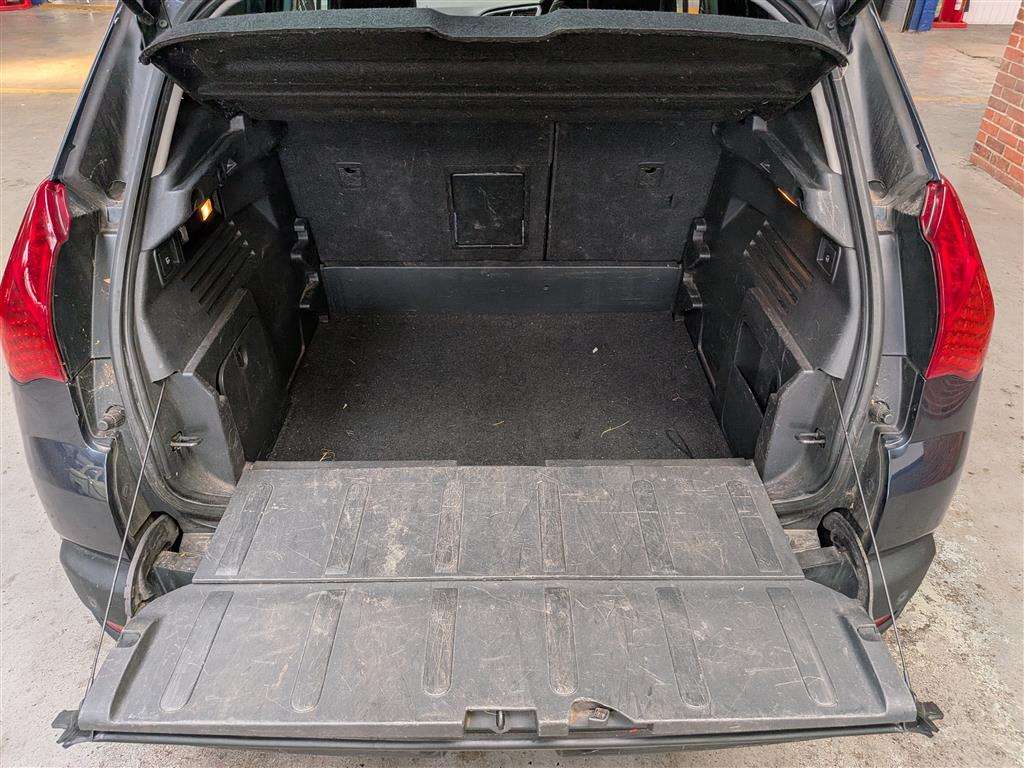 <p>2013 PEUGEOT 3008 ALLURE HDI</p>
