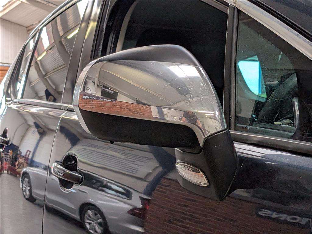 <p>2013 PEUGEOT 3008 ALLURE HDI</p>