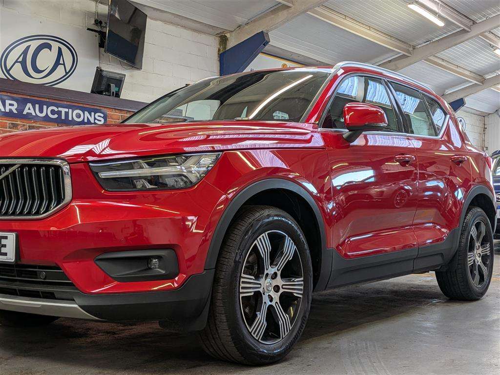 <p>2020 VOLVO XC40 INSCRIPTION T3</p>