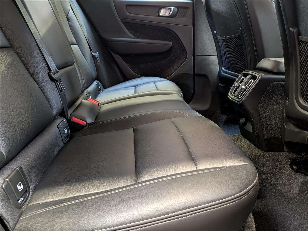 <p>2020 VOLVO XC40 INSCRIPTION T3</p>