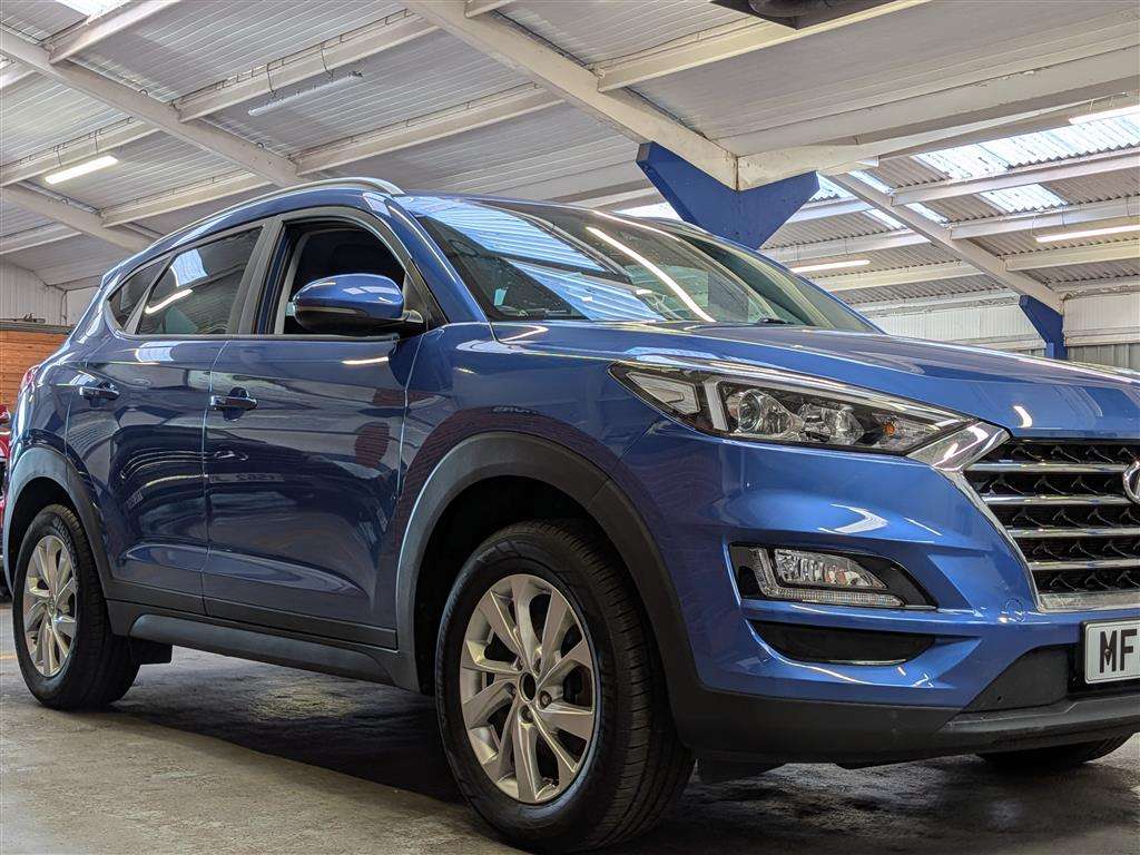 <p>2018 HYUNDAI TUCSON SE NAV GDI 2WD</p>