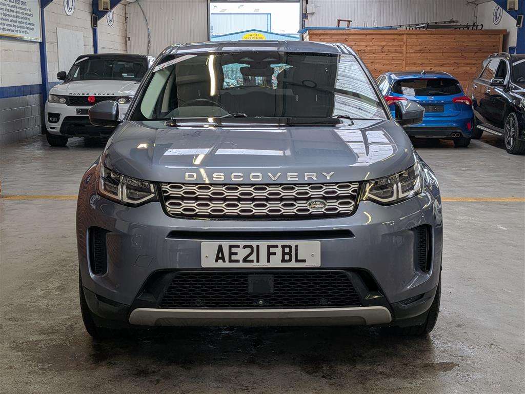 <p>2021 LAND ROVER DISCOVERY SPORT S D MHEV</p>