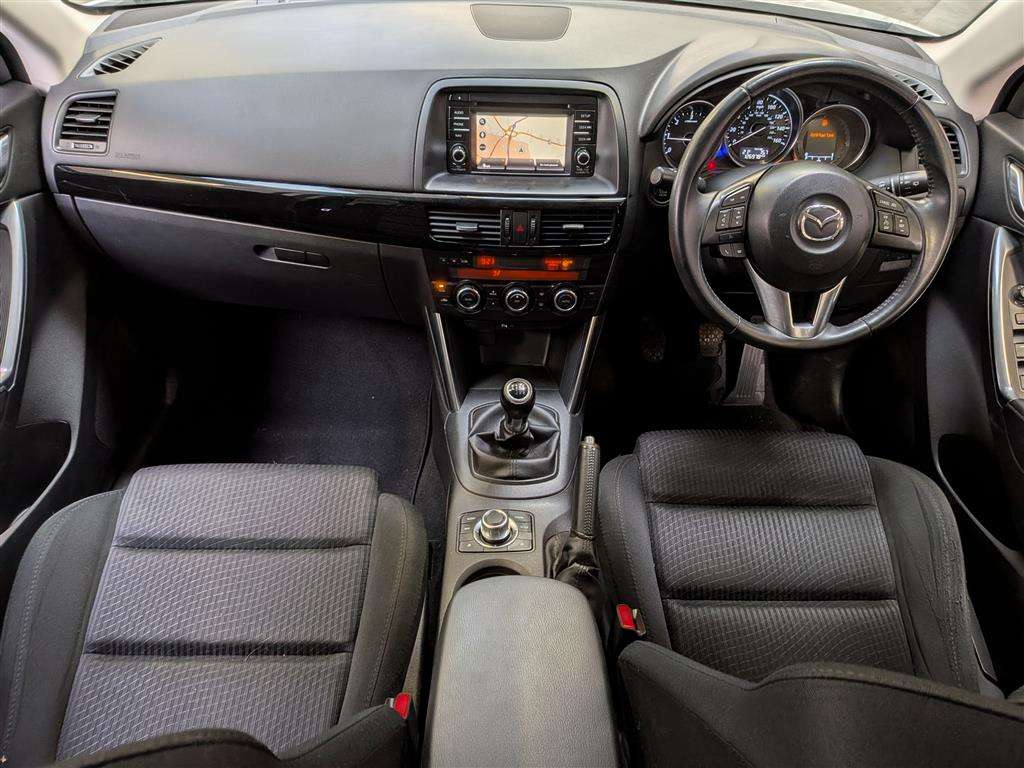 <p>2014 MAZDA CX-5 SE-L D NAV</p>