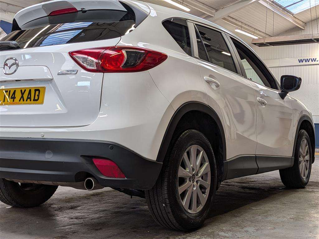 <p>2014 MAZDA CX-5 SE-L D NAV</p>