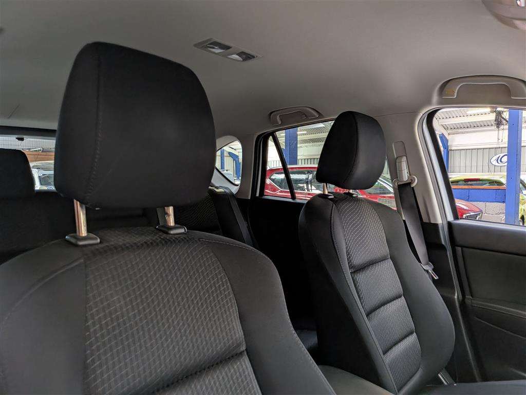 <p>2014 MAZDA CX-5 SE-L D NAV</p>