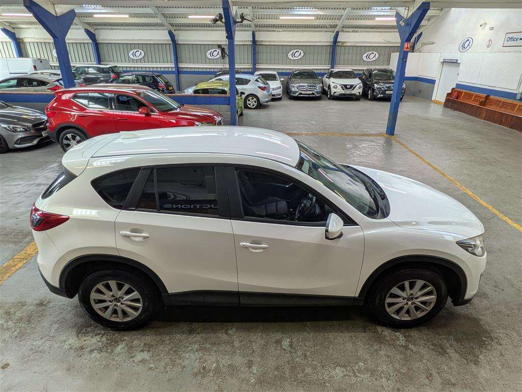 <p>2014 MAZDA CX-5 SE-L D NAV</p>