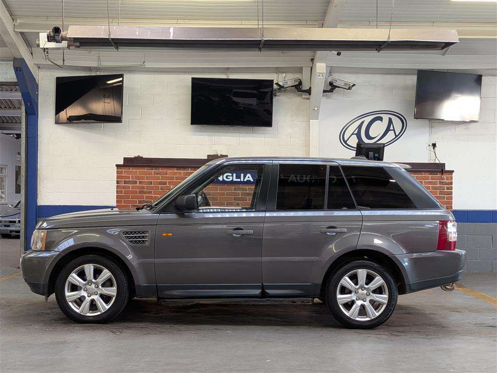 <p>2005 LAND ROVER RANGEROVER SPT TDV6 HSE A</p>