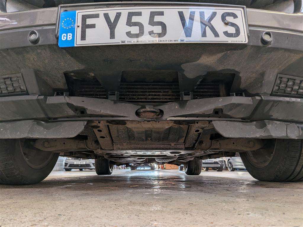 <p>2005 LAND ROVER RANGEROVER SPT TDV6 HSE A</p>