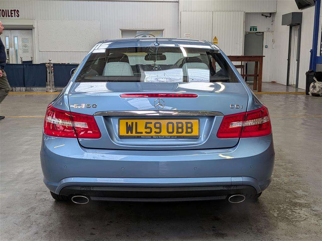 <p>2009 MERCEDES-BENZ E350 BLUEF-CY SPORT CGI A</p>