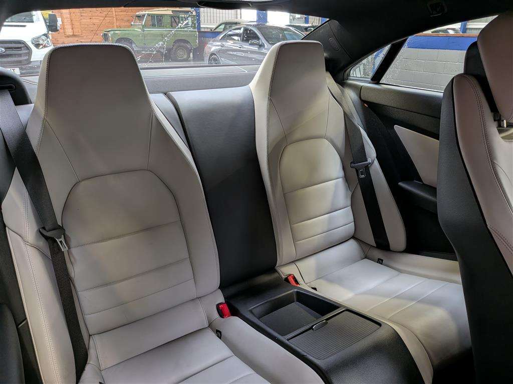 <p>2009 MERCEDES-BENZ E350 BLUEF-CY SPORT CGI A</p>