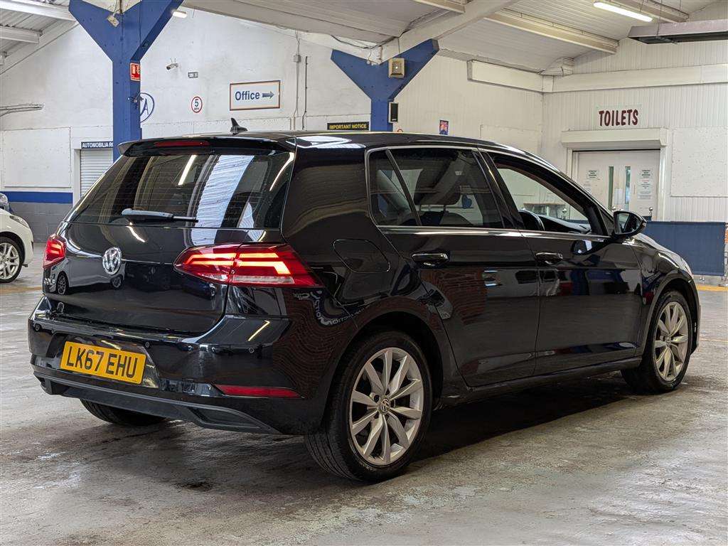 <p>2018 VOLKSWAGEN GOLF</p>