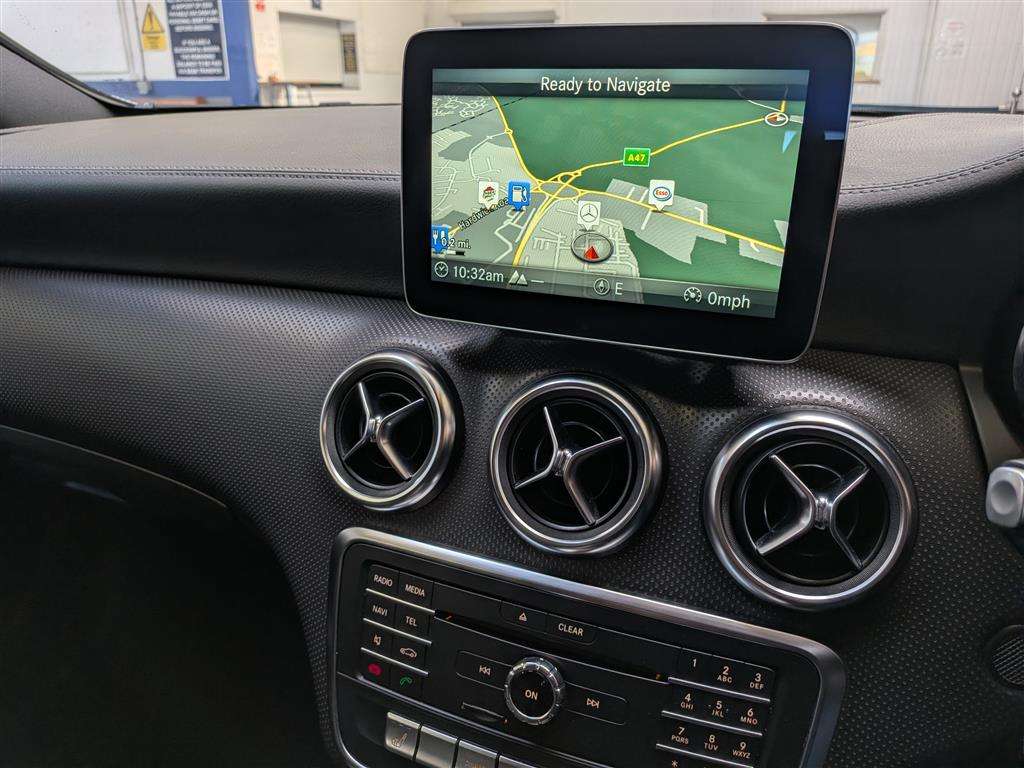 <p>2017 MERCEDES-BENZ A 200 D AMG LINE EXECUTIV</p>