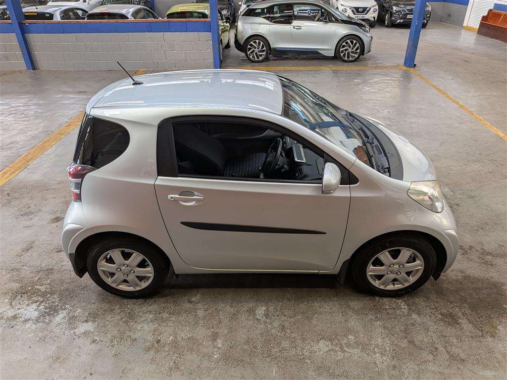 <p>2009 TOYOTA IQ VVT-I</p>
