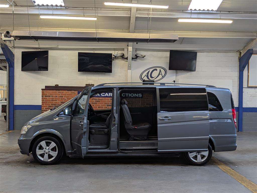 <p>2013 MERCEDES-BENZ VIANO AMBIENTE 2.2 CDI BL</p>
