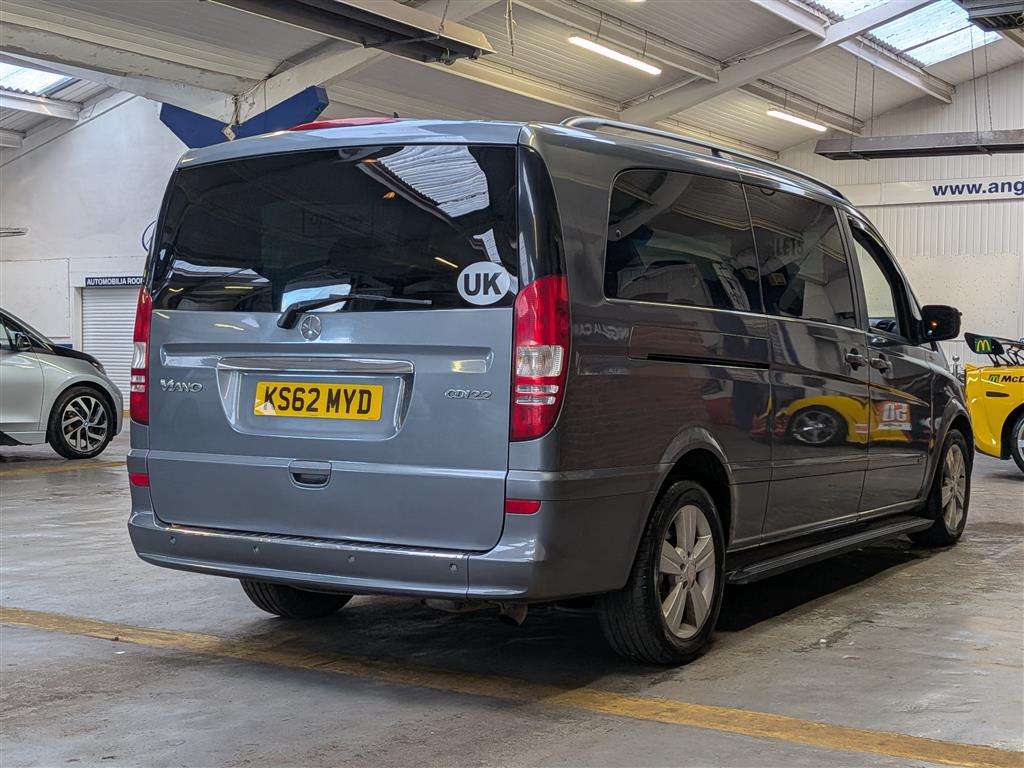 <p>2013 MERCEDES-BENZ VIANO AMBIENTE 2.2 CDI BL</p>