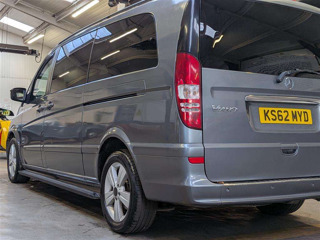 <p>2013 MERCEDES-BENZ VIANO AMBIENTE 2.2 CDI BL</p>