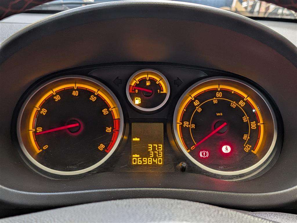 <p>2013 VAUXHALL CORSA SXI AC</p>