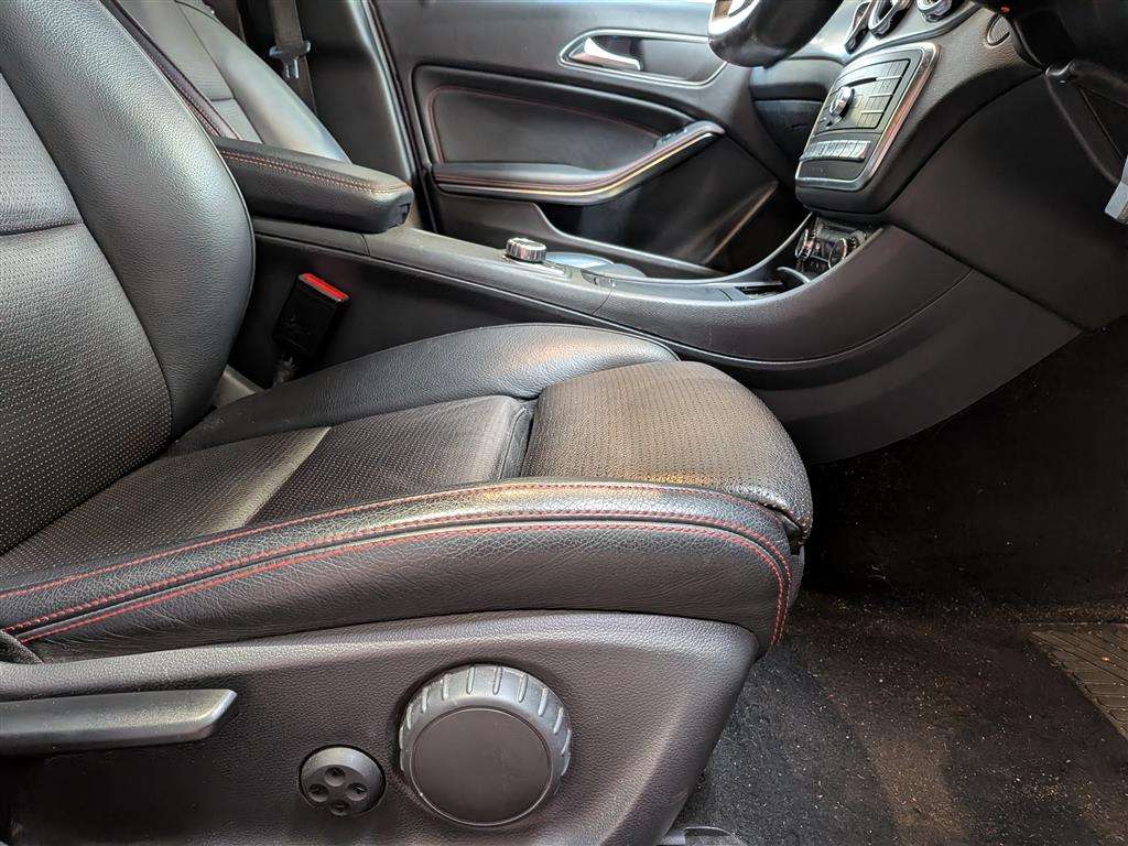 <p>2018 MERCEDES-BENZ GLA 220 AMG LINE PREM D 4</p>