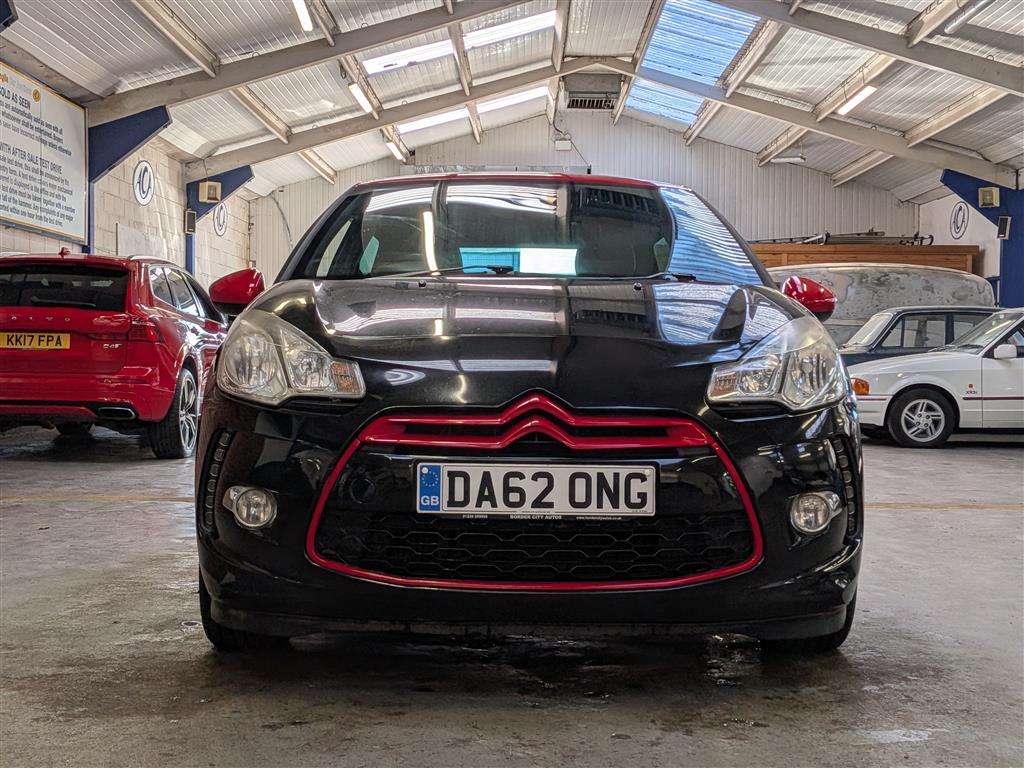 <p>2013 CITROEN DS3 AIRDREAM DSPORT RED E</p>