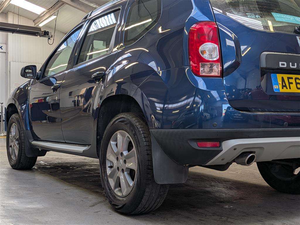 <p>2015 DACIA DUSTER LAUREATE PRIME DCI</p>