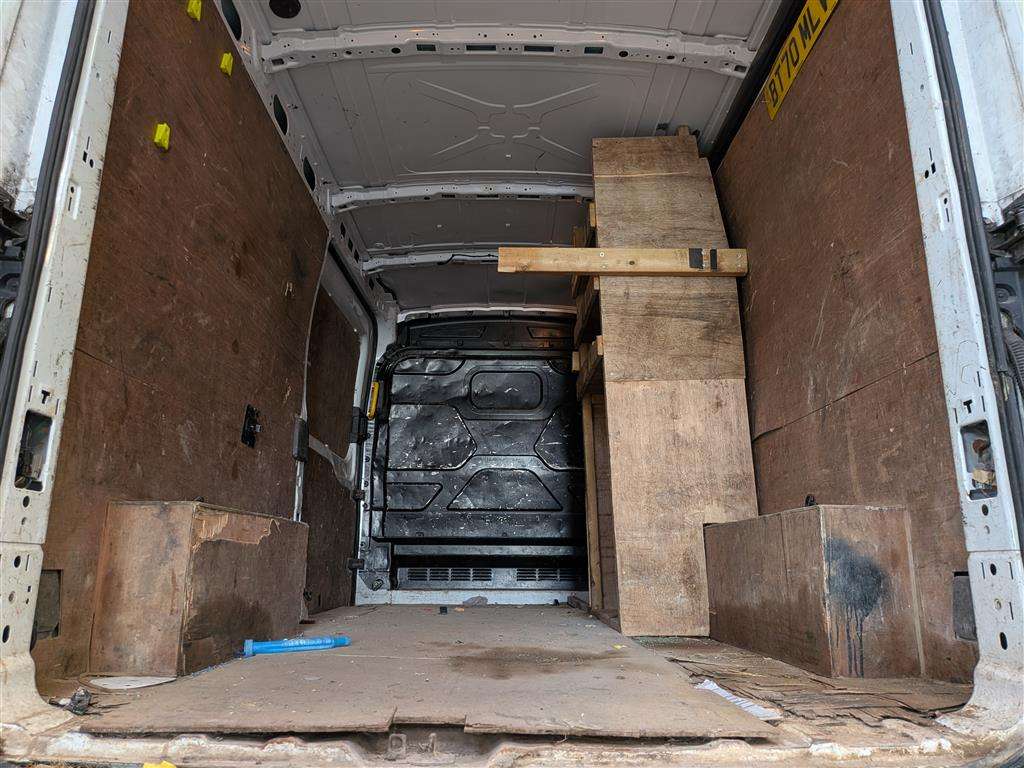 <p>2020 FORD TRANSIT 350 LEADER ECOBLU</p>