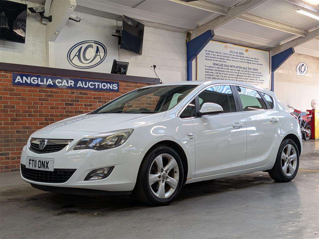 <p>2011 VAUXHALL ASTRA SRI CDTI S/S</p>